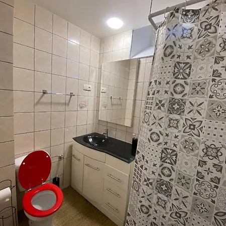 T2 Centre Neveu Apartment